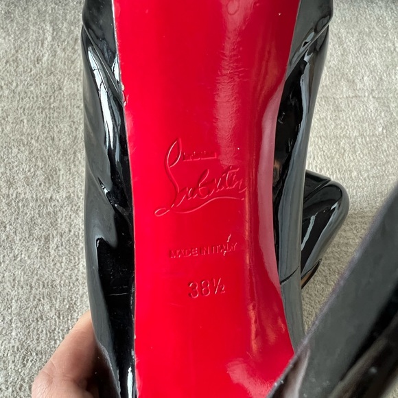 CHRISTIAN LOUBOUTIN HEELS - Picture 5 of 5